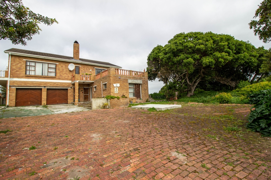 4 Bedroom Property for Sale in Kleinbaai Western Cape